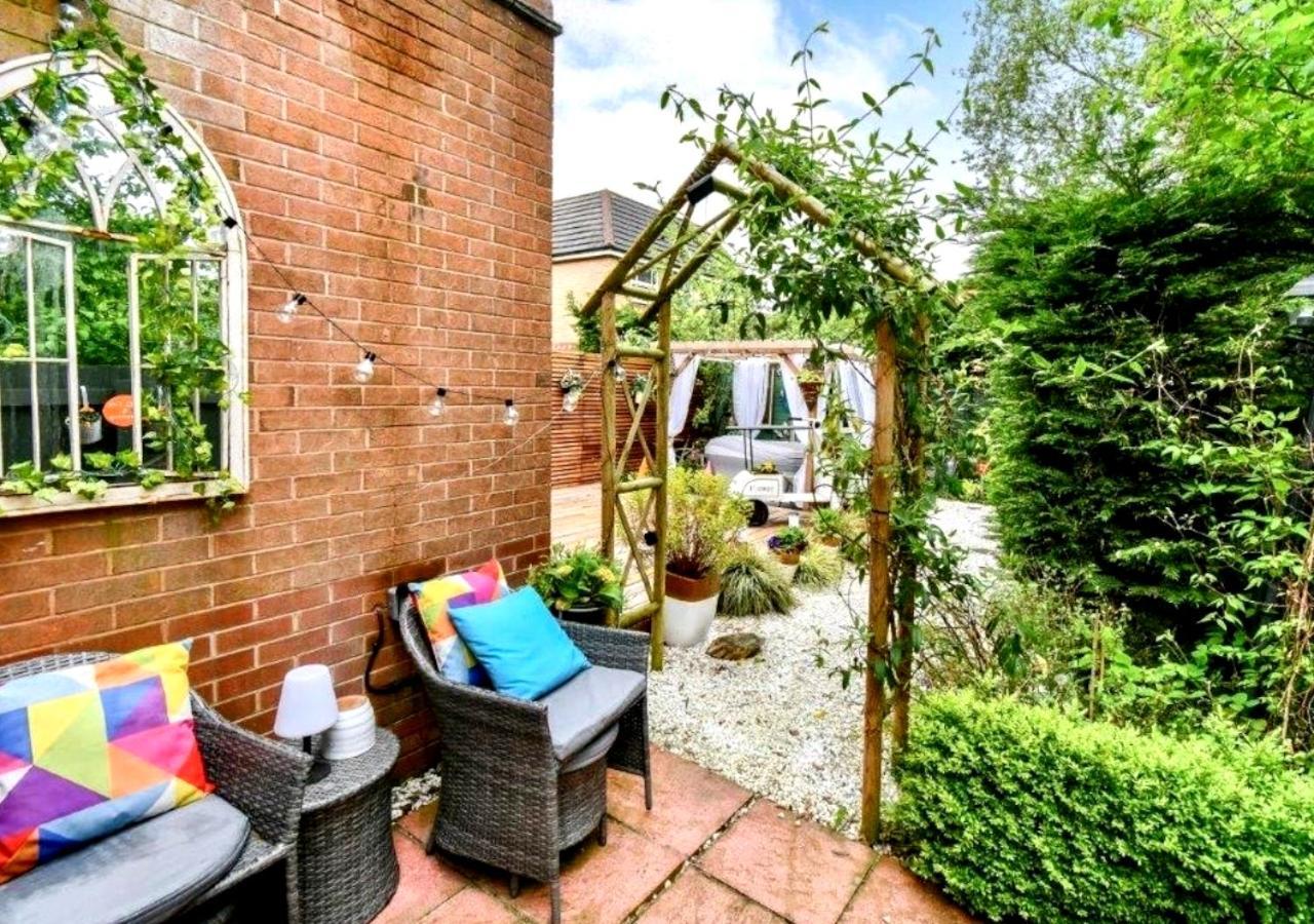 요크 Cosy Garden Flat, Private Hot Tub & Four Poster Bed 아파트 외부 사진